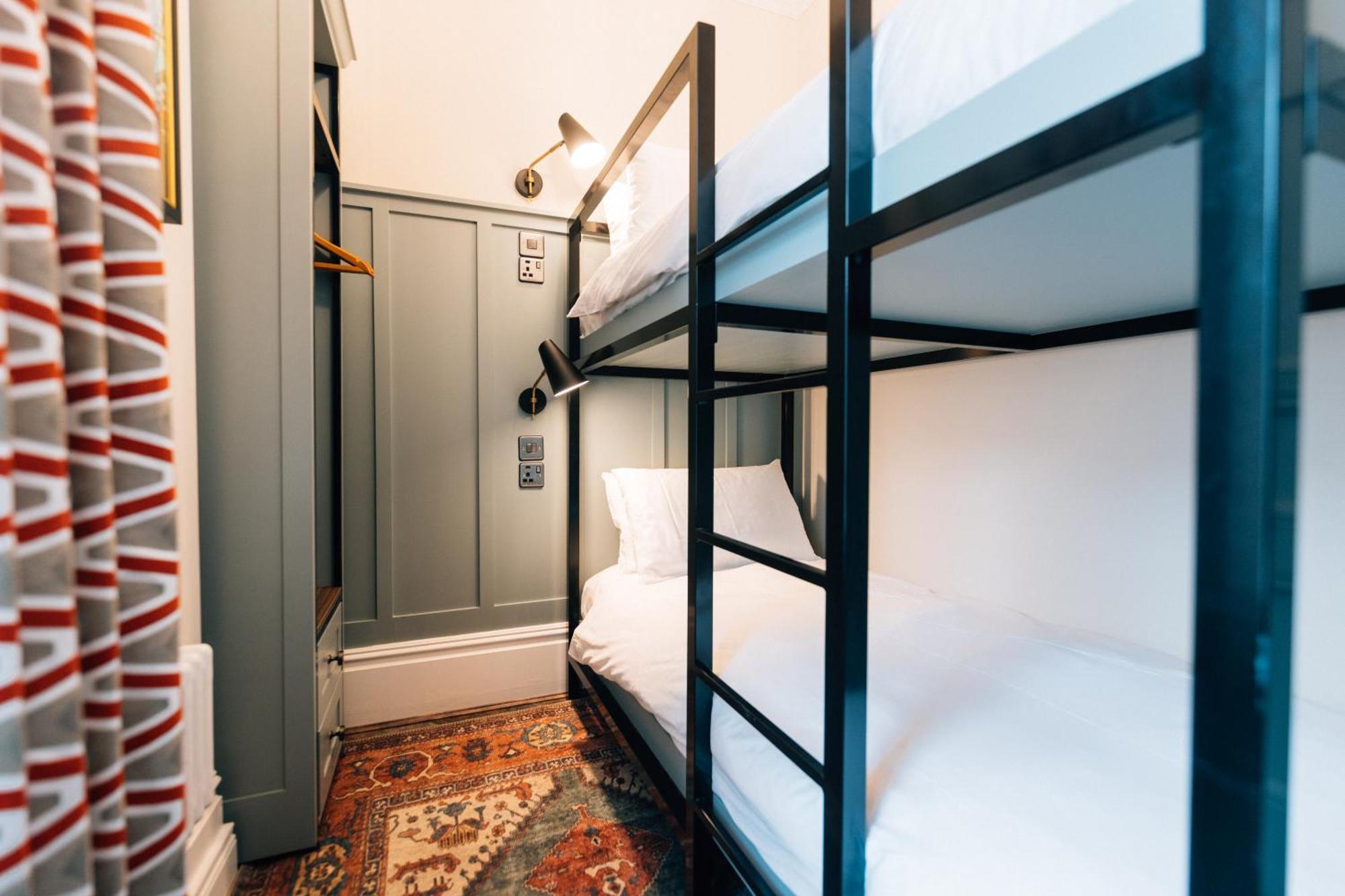 Bank Apartments Portrush Bagian luar foto