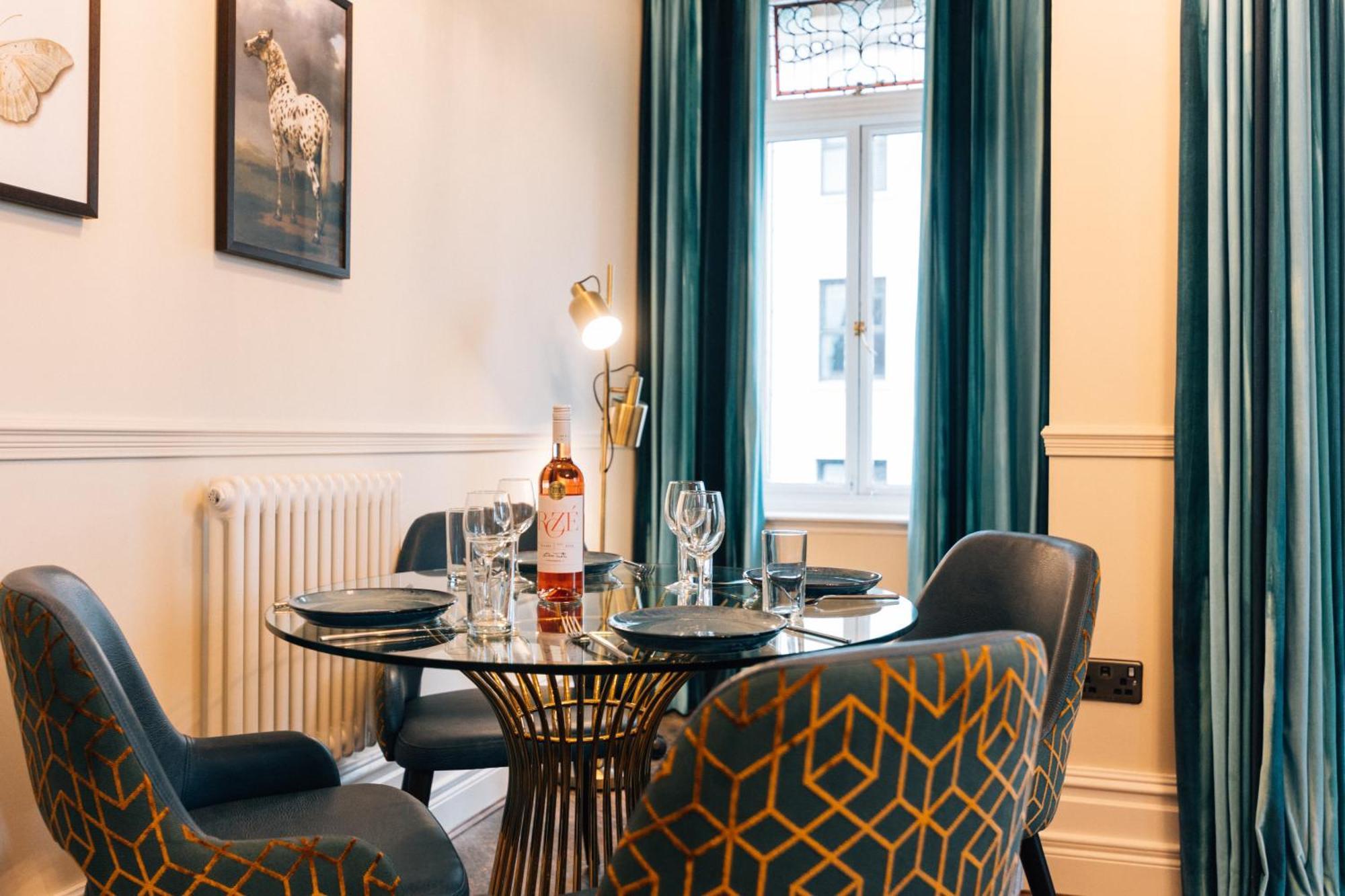 Bank Apartments Portrush Bagian luar foto