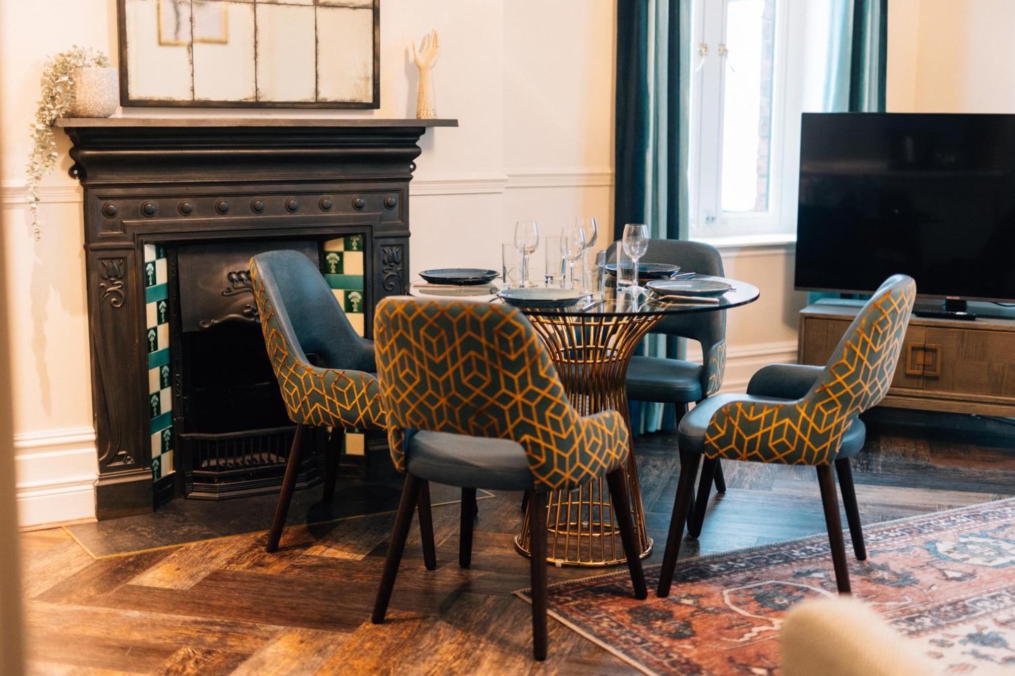 Bank Apartments Portrush Bagian luar foto