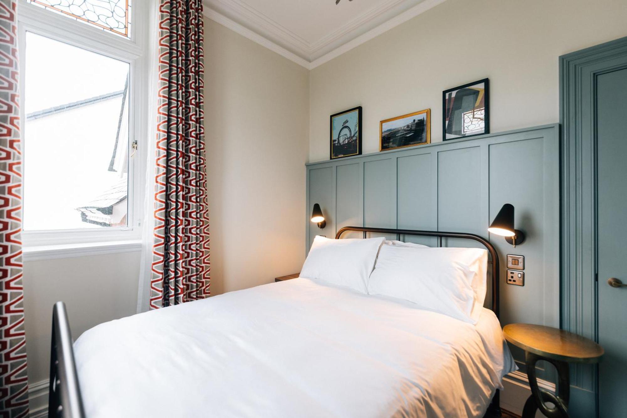 Bank Apartments Portrush Bagian luar foto